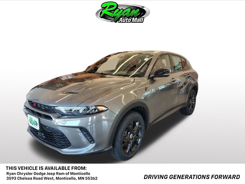 2024 Dodge Hornet GT Plus in Gray Cray — front three-quarter view